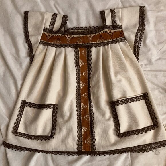 Handmade shirt with lace details - Picture 1 of 7